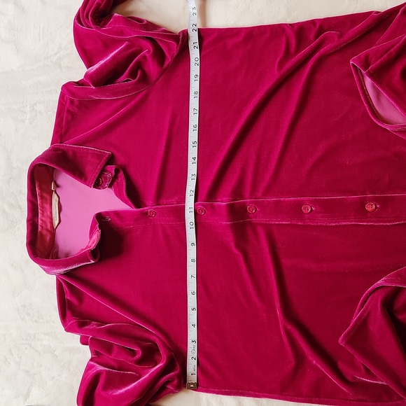 SOFT SURROUNDINGS, Women's Velvet-Like Material, Fall, Hot Pink Oversize Shirt - Picture 6 of 8